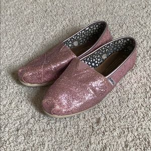 Pink sparkle Toms